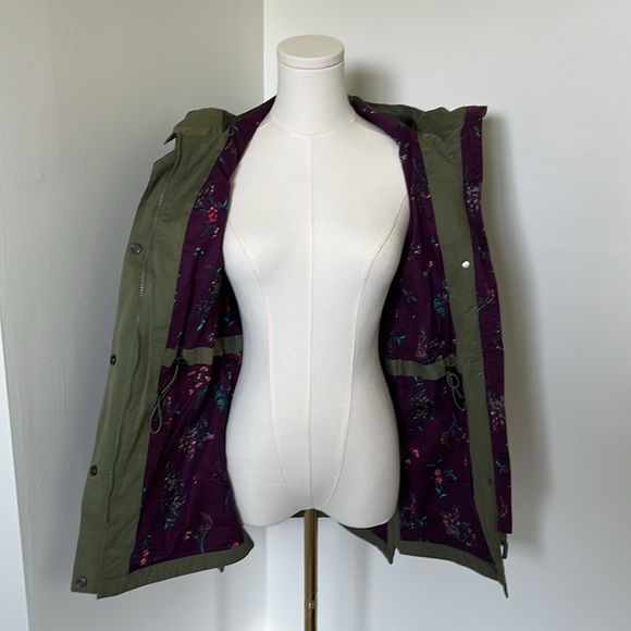 NWT Women’s Woods Jacket - Picture 3 of 4